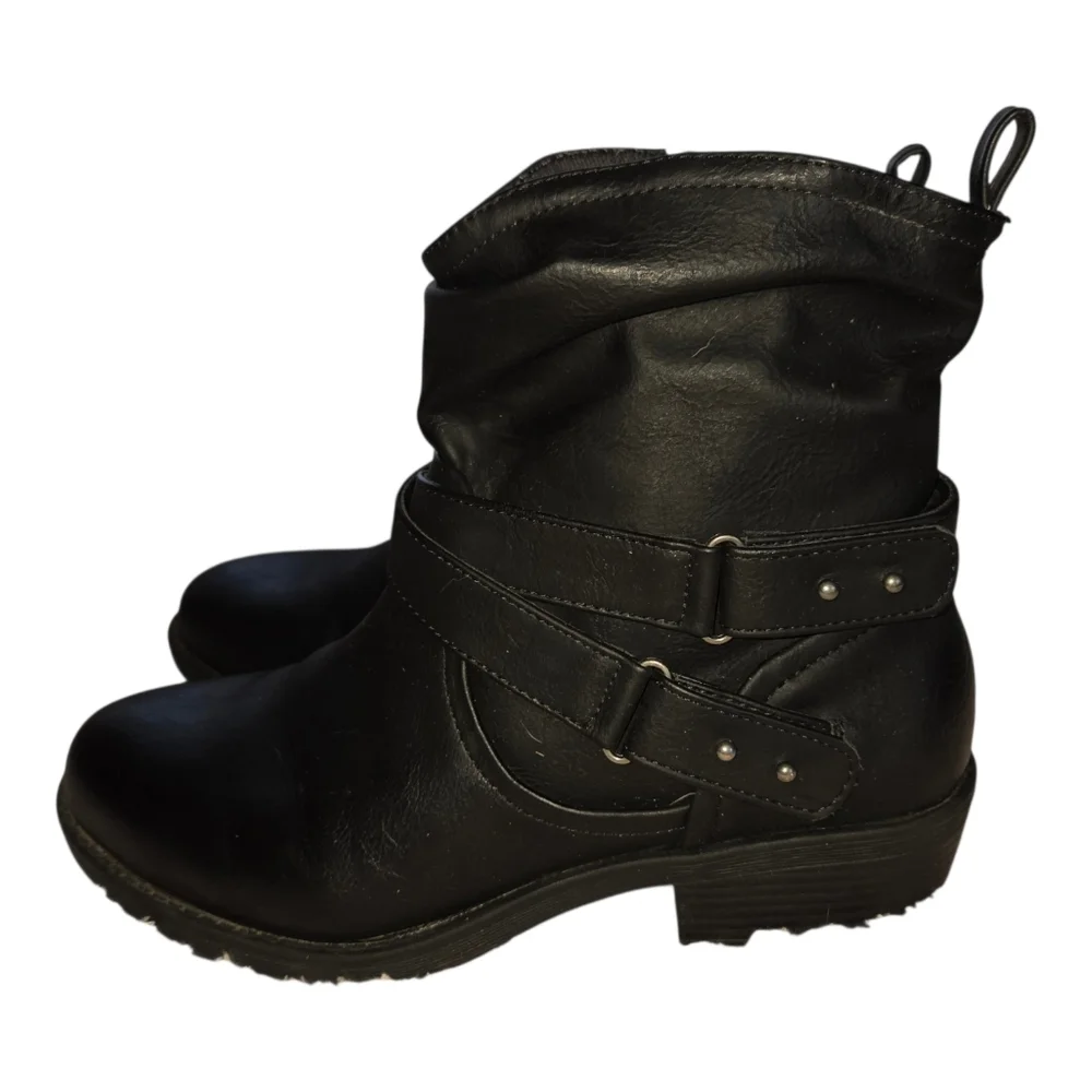 Torrid 9.5ww extra wide Black Women's Ankle Boots with Buckle Strap